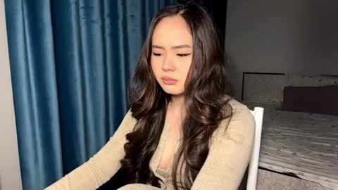 Snapshot of winterluchini chatting on March 2026 04:18:01 PM Amina online show from March 2026 04:18:01 PM