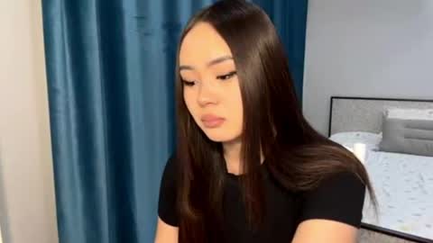 Snapshot of winterluchini chatting on April 2026 03:31:02 PM Amina online show from April 2026 03:31:02 PM