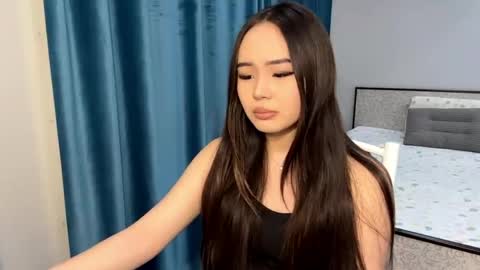 Snapshot of winterluchini chatting on April 2026 02:35:01 PM Amina online show from April 2026 02:35:01 PM