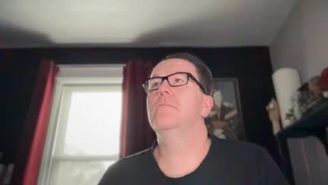 Snapshot of wintyr chatting on November 2025 03:52:02 PM wintyr online show from November 2025 03:52:02 PM