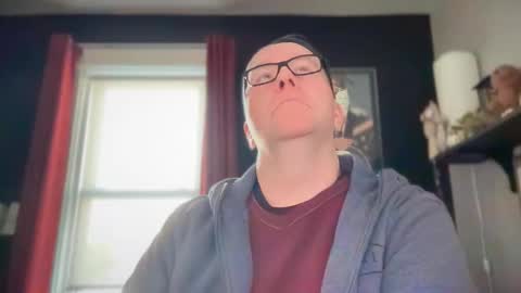 Snapshot of wintyr chatting on December 2025 04:36:01 PM wintyr online show from December 2025 04:36:01 PM