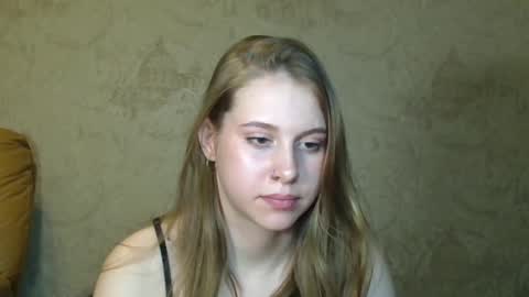 wira_witch online show from March 2025 06:08:02 PM