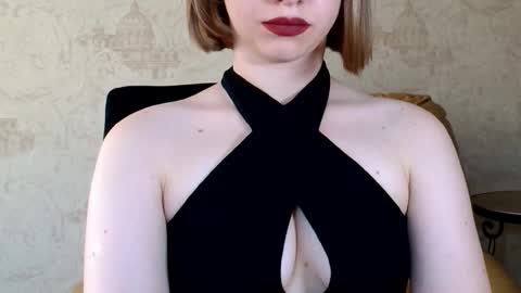 wira_witch online show from September 2025 03:12:01 PM