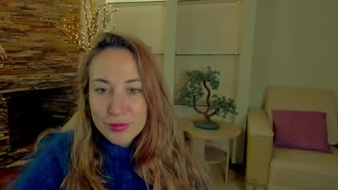 Snapshot of wise_ava chatting on February 2026 05:18:02 PM Sarah Curly online show from February 2026 05:18:02 PM