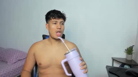 Alice and Mike  online show from November 2025 08:42:01 PM