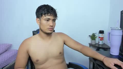 Alice and Mike  online show from December 2025 07:09:01 PM