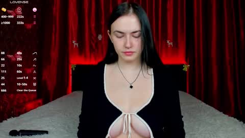 Kira online show from December 2025 07:14:02 AM