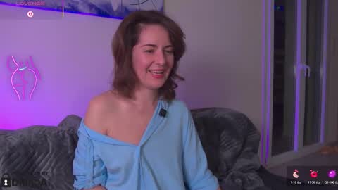 Witch in Silk online show from December 2025 07:53:02 PM