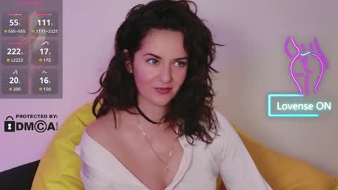 Snapshot of witch_in_velvet chatting on March 2026 08:26:33 AM Witch online show from March 2026 08:26:33 AM