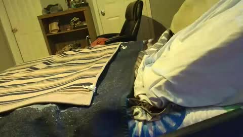 Snapshot of witchbitchmommy chatting on April 2026 11:26:02 AM witchbitchmommy online show from April 2026 11:26:02 AM