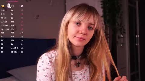 Hollis online show from November 2025 09:41:02 PM