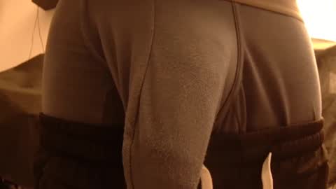 Snapshot of withbothhandsplease chatting on January 2025 05:16:02 AM Mater online show from January 2025 05:16:02 AM