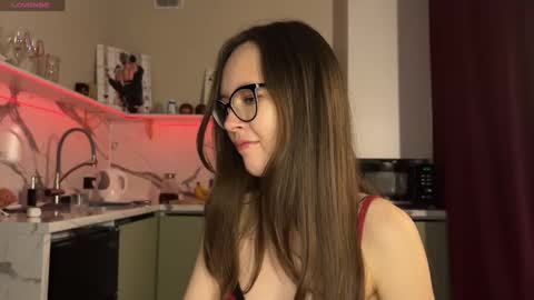 Snapshot of withlovebella chatting on February 2025 02:54:01 PM Isobelle online show from February 2025 02:54:01 PM