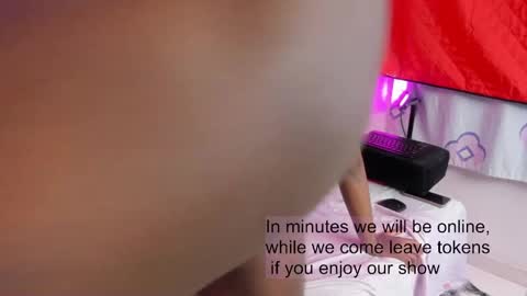 Snapshot of wizycandy_1 chatting on April 2026 05:52:01 AM Wiz and Candy online show from April 2026 05:52:01 AM