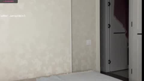 Wlademar online show from November 2025 05:46:02 PM