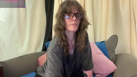Snapshot of wldntulik2no chatting on May 2026 02:44:02 PM Moth online show from May 2026 02:44:02 PM