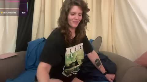 Snapshot of wldntulik2no chatting on July 2026 04:10:02 PM Moth online show from July 2026 04:10:02 PM
