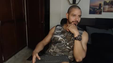 Snapshot of wncmodels chatting on January 2025 03:19:01 AM Magnus Dark independent model online show from January 2025 03:19:01 AM