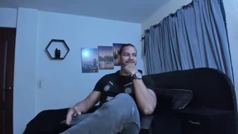 Snapshot of wncmodels chatting on November 2025 04:33:02 AM Magnus Dark independent model online show from November 2025 04:33:02 AM