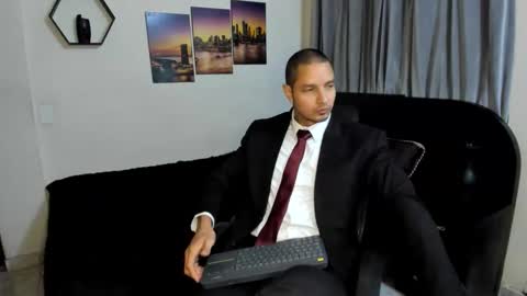 Snapshot of wncmodels chatting on March 2026 03:40:01 AM Magnus Dark independent model online show from March 2026 03:40:01 AM