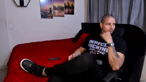 Snapshot of wncmodels chatting on April 2026 04:46:01 AM Magnus Dark independent model online show from April 2026 04:46:01 AM