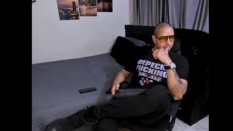 Magnus Dark independent model online show from June 2026 04:30:02 AM