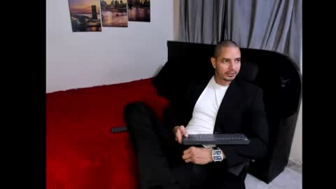 Magnus Dark independent model online show from June 2026 03:29:02 AM
