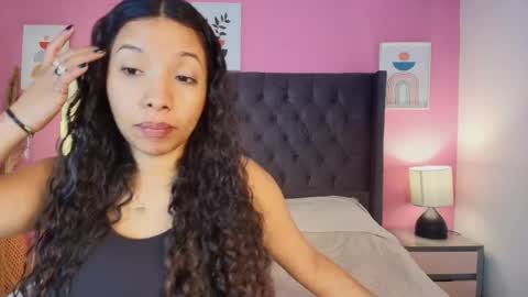 Amara online show from April 2026 01:01:02 PM