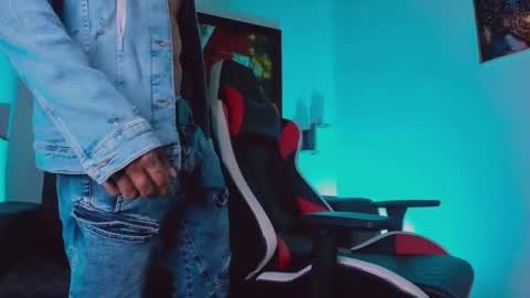 Snapshot of wolferatus chatting on October 2025 11:14:01 PM wolferatus online show from October 2025 11:14:01 PM