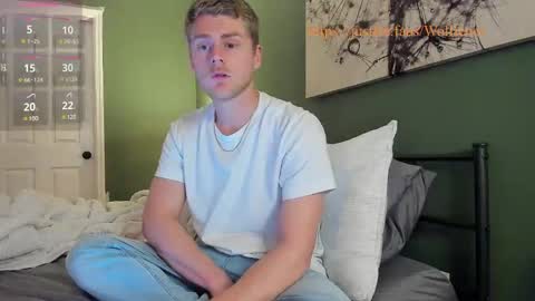 Wolfienov online show from December 2024 11:37:02 PM