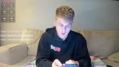 Wolfienov online show from February 2025 05:32:01 AM