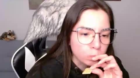 Alex online show from February 2026 02:18:02 AM