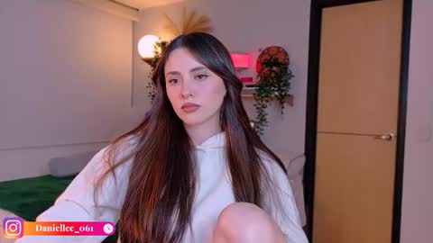   online show from February 2026 03:32:01 AM