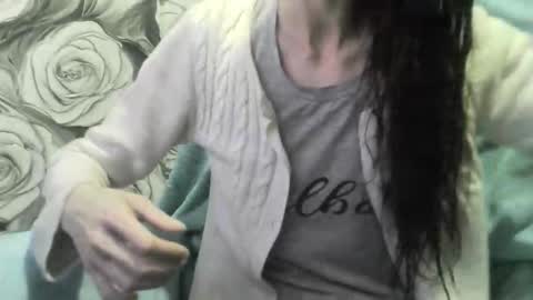 Snapshot of wolfxsnow chatting on March 2026 04:56:01 PM wolfxsnow online show from March 2026 04:56:01 PM