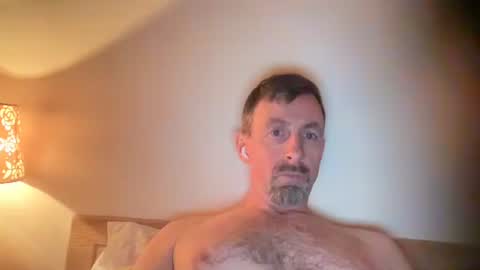 Womble1974 online show from October 2025 04:14:01 AM