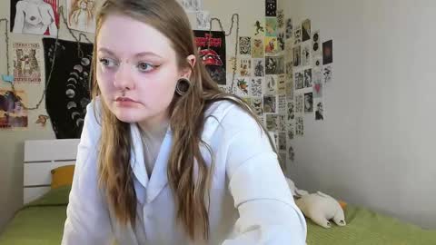 wonderconnie online show from October 2025 06:03:01 AM