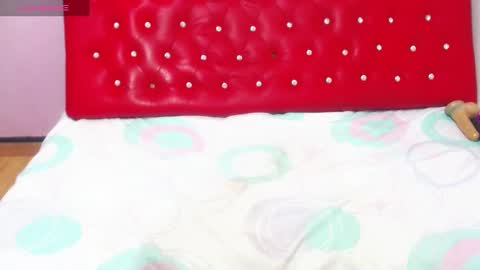   online show from February 2025 12:40:01 PM