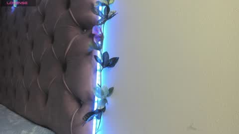 Lia  online show from December 2024 09:19:02 PM