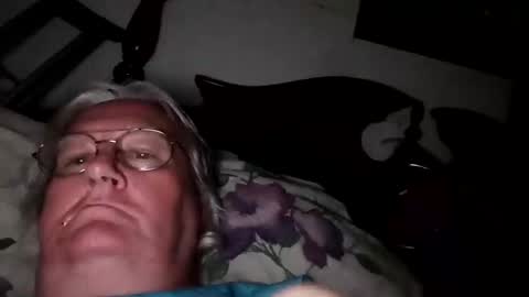 woodpecker115 online show from November 2025 10:03:01 AM