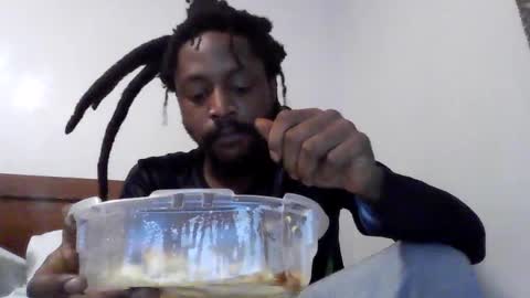 Snapshot of woodpipe69 chatting on September 2025 05:05:02 PM Woodpipe69 online show from September 2025 05:05:02 PM