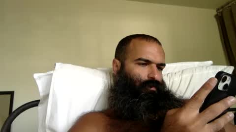 woof_wolf37 online show from September 2025 04:07:01 PM