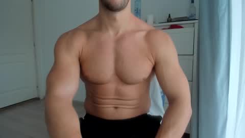 Snapshot of woolfiie chatting on November 2025 09:08:01 AM Wolfie online show from November 2025 09:08:01 AM