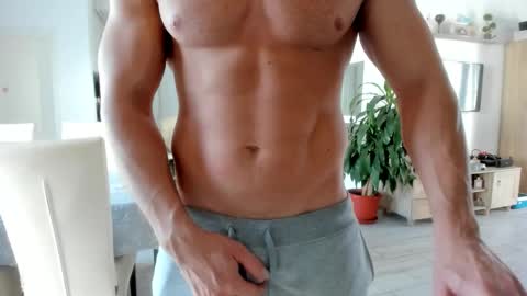 Snapshot of woolfiie chatting on November 2025 07:51:02 AM Wolfie online show from November 2025 07:51:02 AM