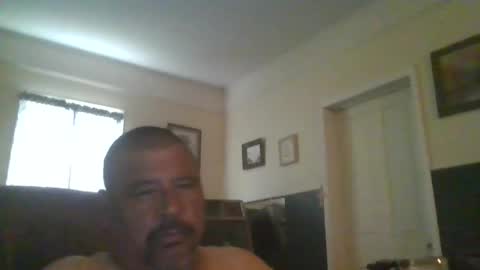 Snapshot of woperator12 chatting on April 2026 10:10:02 PM woperator12 online show from April 2026 10:10:02 PM