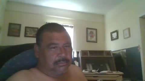 Snapshot of woperator12 chatting on April 2026 07:00:02 PM woperator12 online show from April 2026 07:00:02 PM