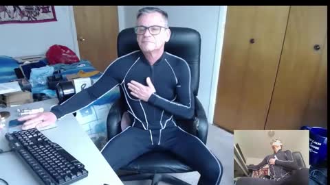 Snapshot of worldlarge chatting on March 2026 12:11:02 PM Large one online show from March 2026 12:11:02 PM