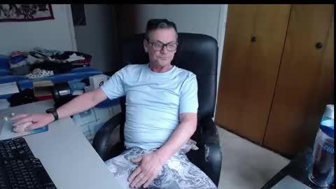 Snapshot of worldlarge chatting on March 2026 01:22:01 PM Large one online show from March 2026 01:22:01 PM