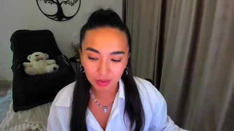 Snapshot of worldofkim chatting on September 2025 09:04:01 PM dudetta Kim online show from September 2025 09:04:01 PM