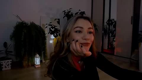 Snapshot of worldsbaby chatting on January 2025 10:56:01 PM worldsbaby online show from January 2025 10:56:01 PM