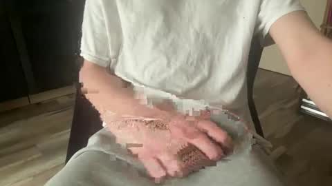 wormburm online show from April 2026 02:21:01 PM